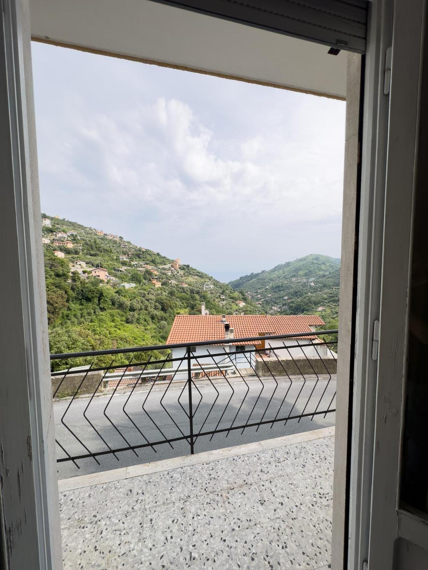 Appartement Sanremo Mare E Relax - Affittasi "Casa Illiade" Con Parcheggio Libero, Terrazza E Wi-Fi Extérieur photo
